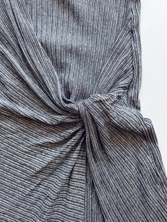 MM Lafleur Gray Ribbed Twist-Front short Dress - Picture 4 of 10